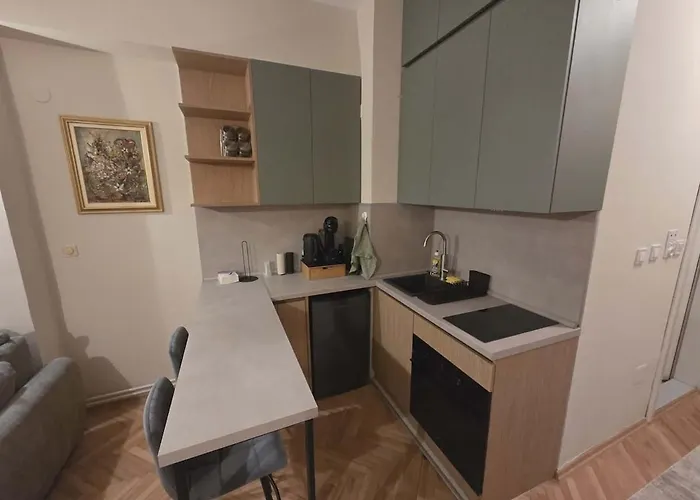 Peacefull In Dt Apartament *